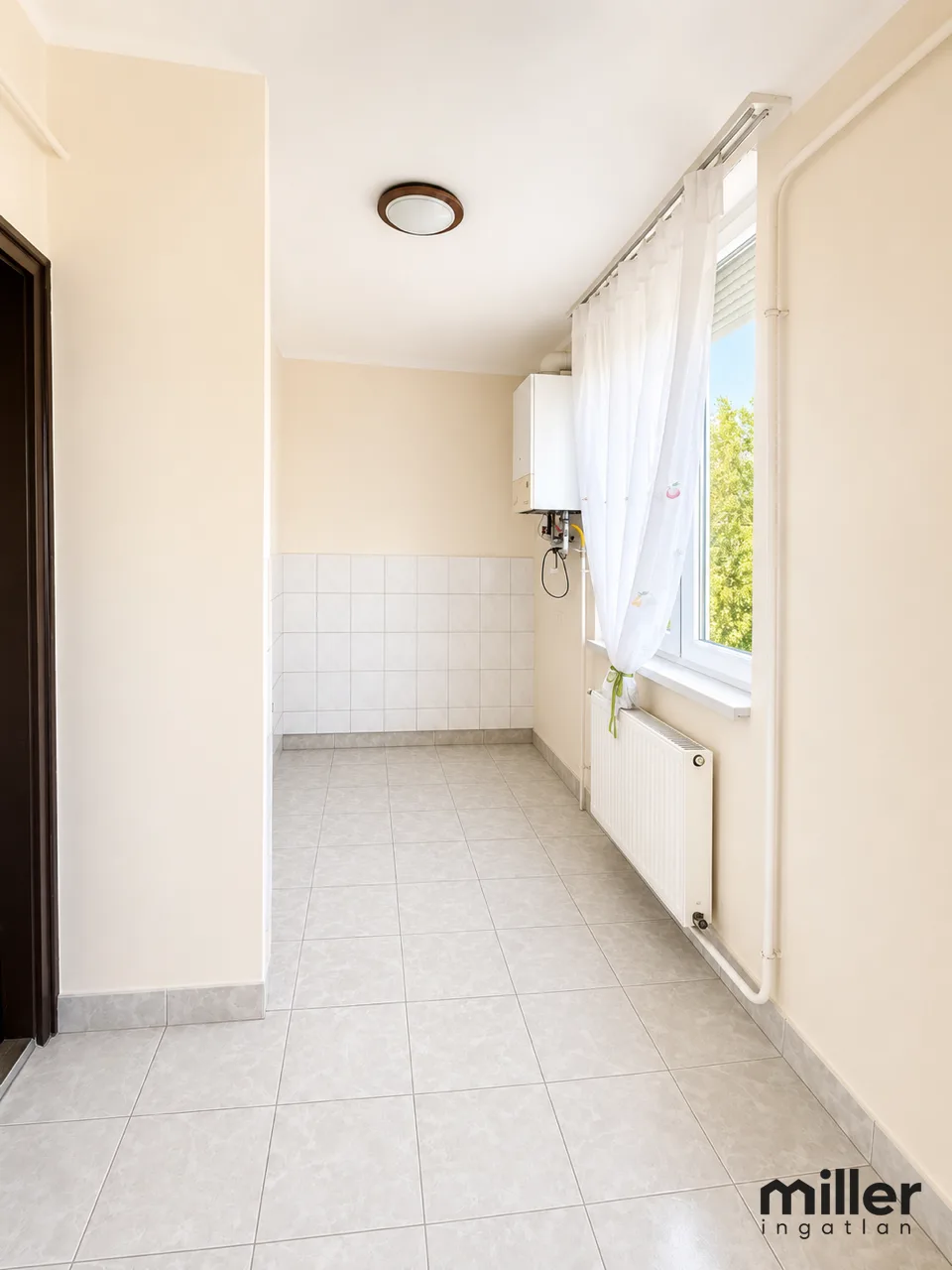 Eladó téglalakás, Debrecen Széchenyi kertben  - 2. fotó, összesen: 8