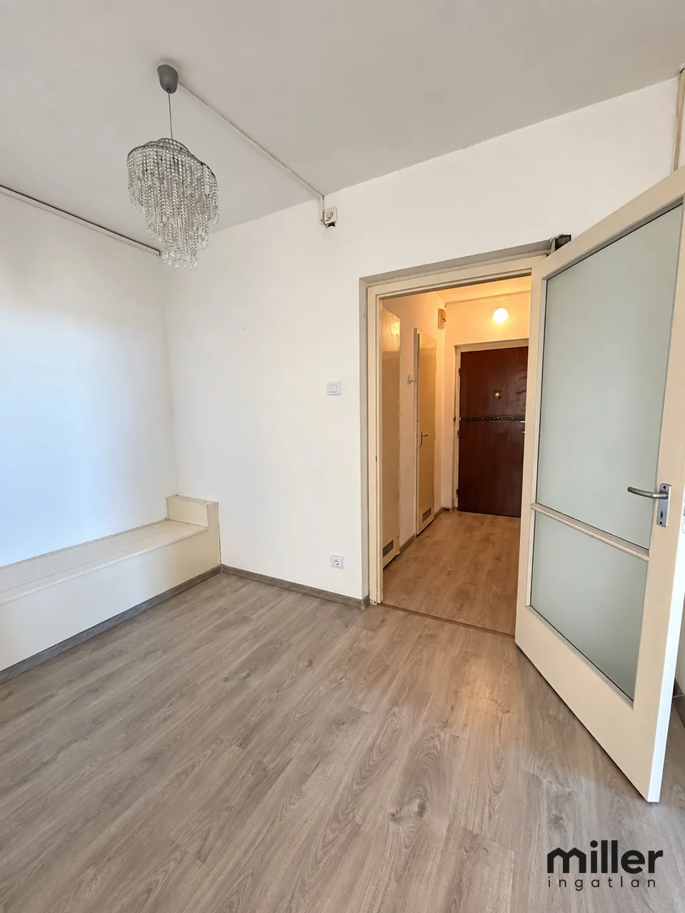 Kiadó  panellakás, Debrecen - 3. fotó, összesen: 11